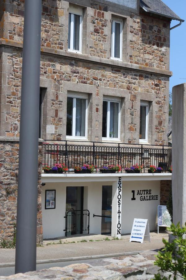 Bnb Maison D'Art Breakfast In The Art Gallery Ploubazlanec Ngoại thất bức ảnh