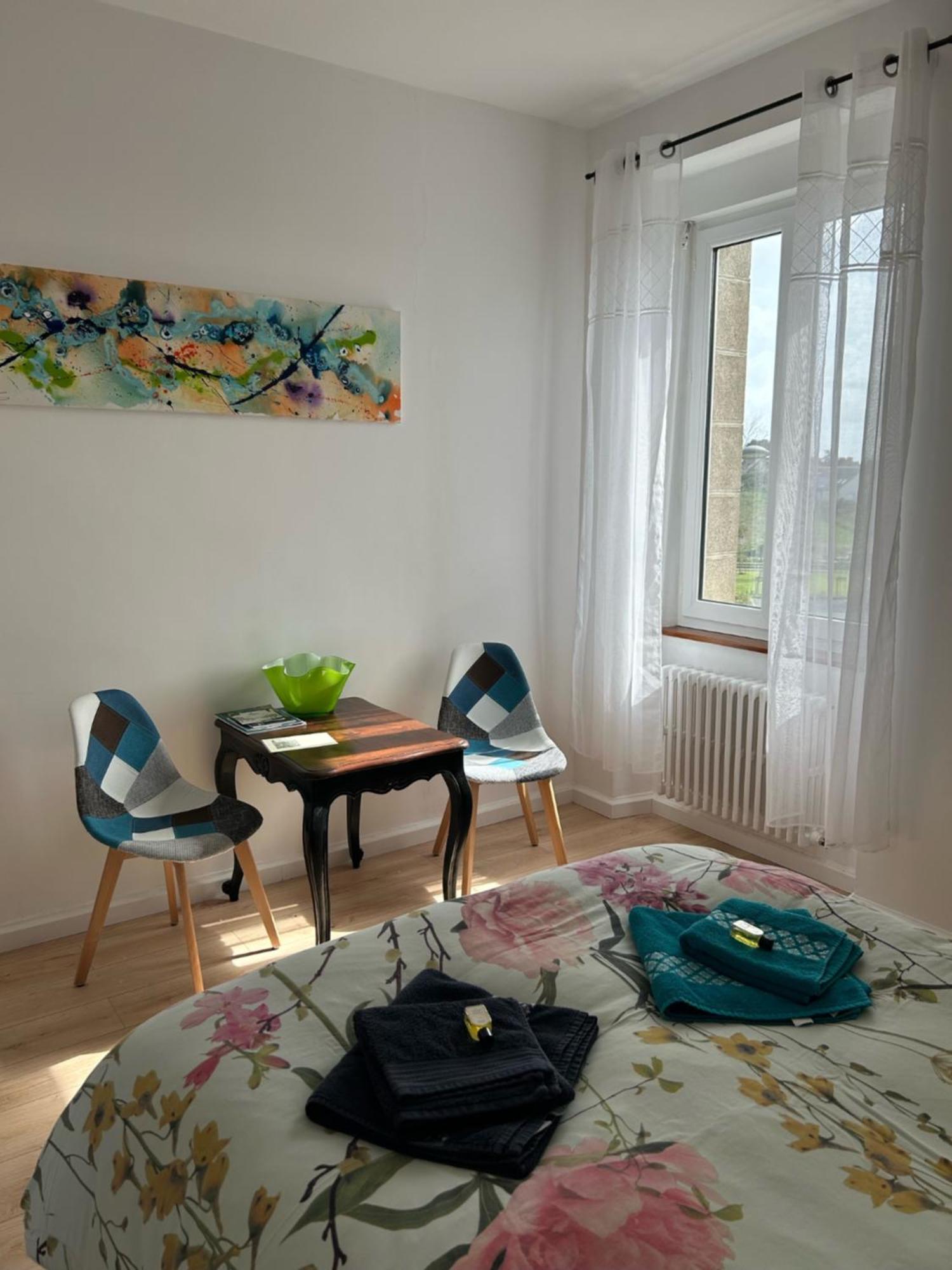 Bnb Maison D'Art Breakfast In The Art Gallery Ploubazlanec Ngoại thất bức ảnh